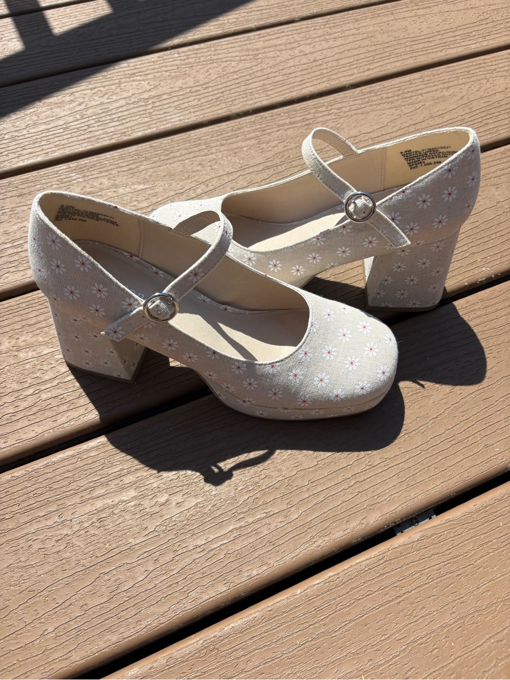 Madden Girl Mary Jane Daisy Floral Block Heel - Picture 3 of 10